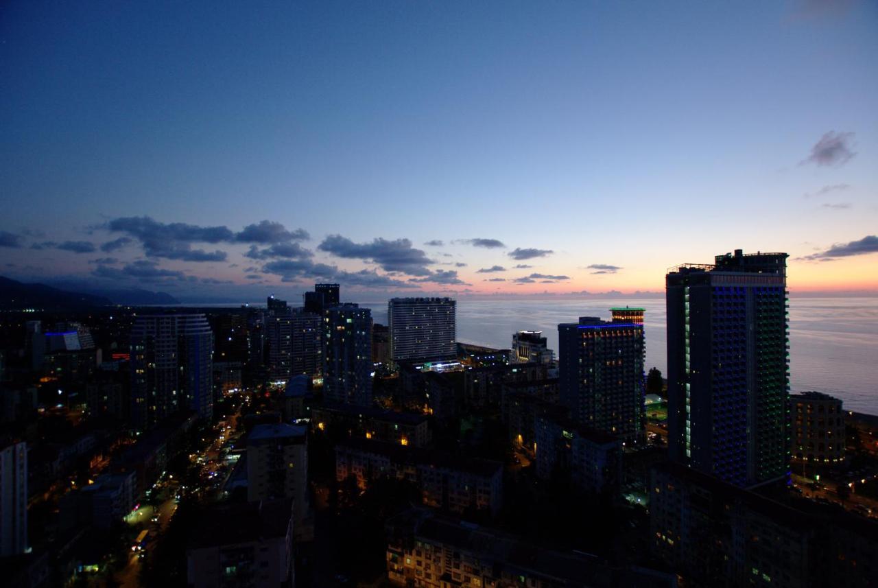 באטומי Banana Apartments מראה חיצוני תמונה